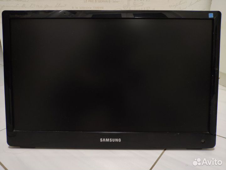 Монитор Samsung SyncMaster LD220