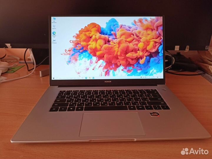 Ноутбук на ryzen 7 honor magicbook 15