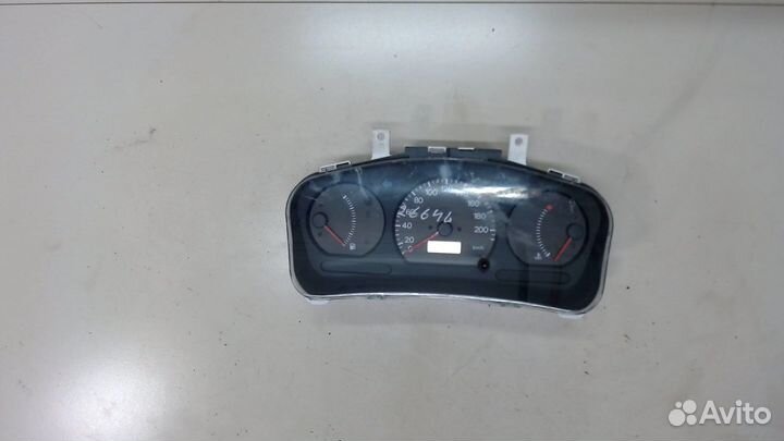 Щиток приборов Mitsubishi Colt, 1998