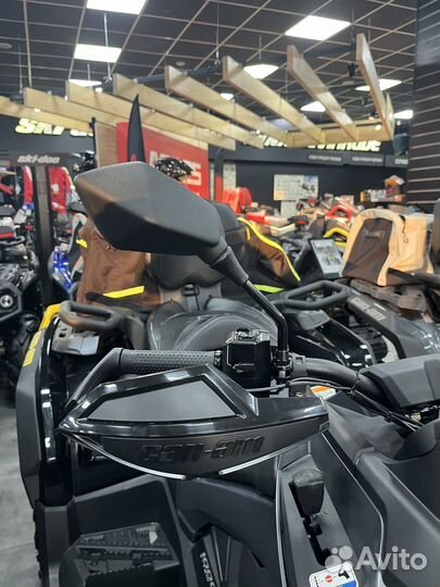 Квадроцикл BRP Can-Am Outlander MAX XT-P 1000R