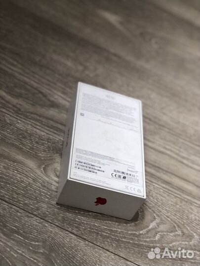 Коробка iPhone 8+ 64 gb Red