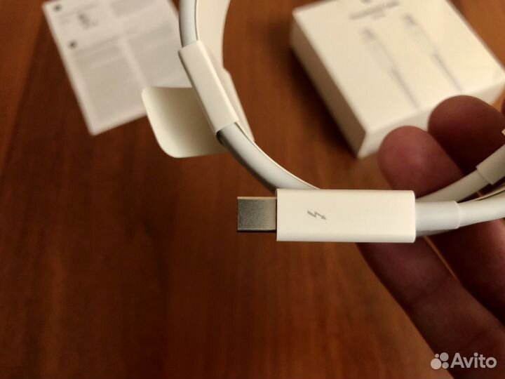 Apple Thunderbolt Cable (2 m)