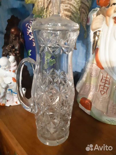 Хрустальный кувшин с крышкой