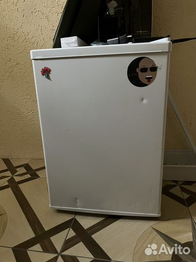 Минихолодильник