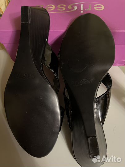 Продам босоножки женские