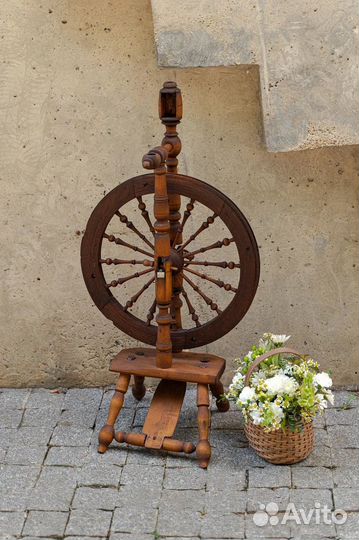 Прялка деревянная старинная