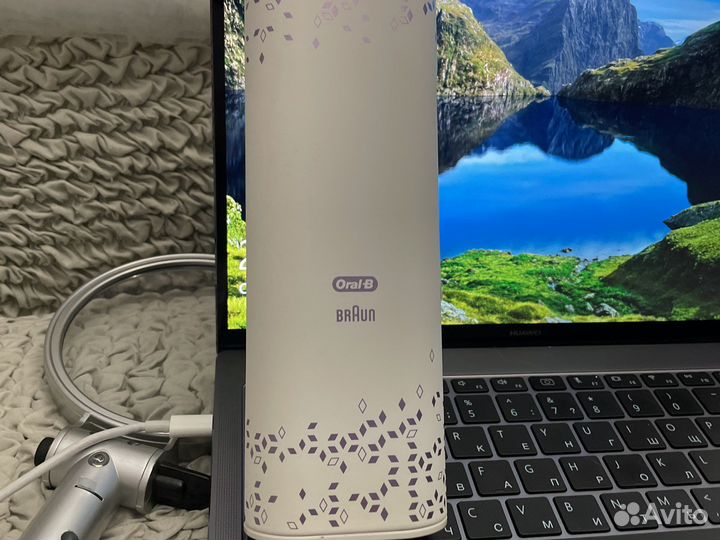 Дорожный футляр для электрической зубной щетки