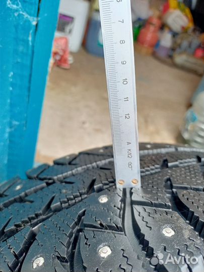 Bridgestone Ice Cruiser 7000 215/65 R16 98