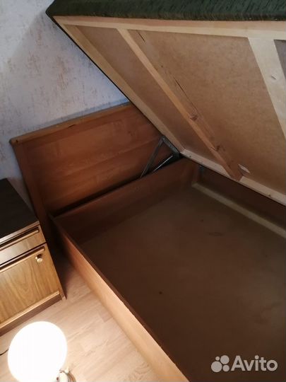 Кровать с матрасом 120х200