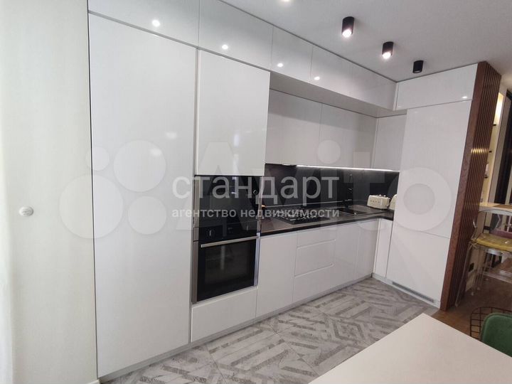 2-к. квартира, 77 м², 4/5 эт.