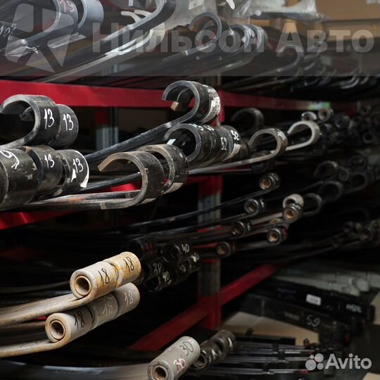 Серьга передней рессоры nissan diesel 10 тонн, палец на 30 мм, zevs