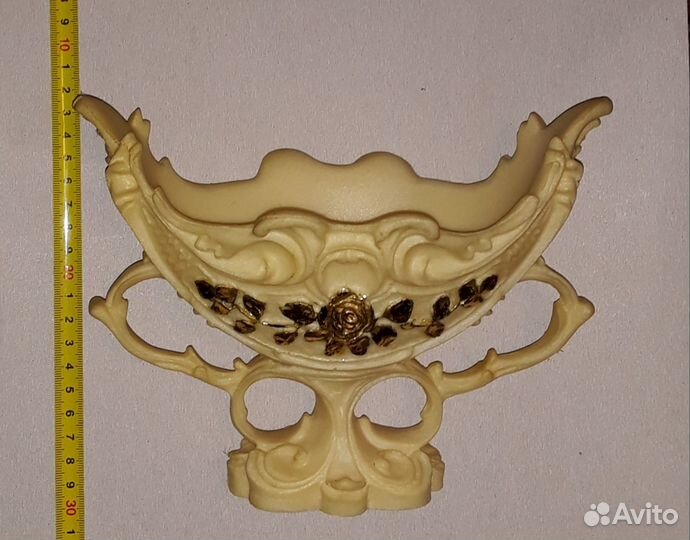 Ладья,конфетницы,фруктовница,колкий пластик