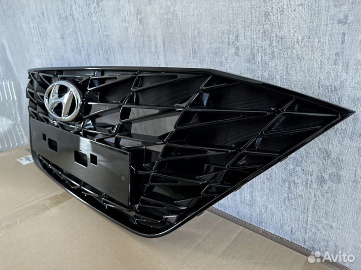 Решетка радиатора Hyundai Solaris 2020-2022