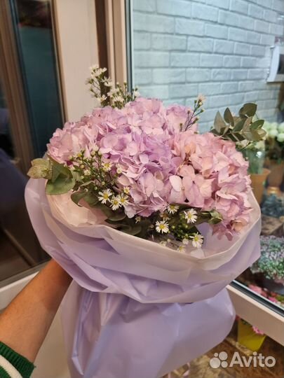 Розы цветы букеты с доставкой.гортензия