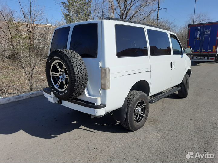 Chevrolet Astro 4.3 AT, 1993, 5 000 км