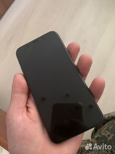 iPhone X, 256 ГБ