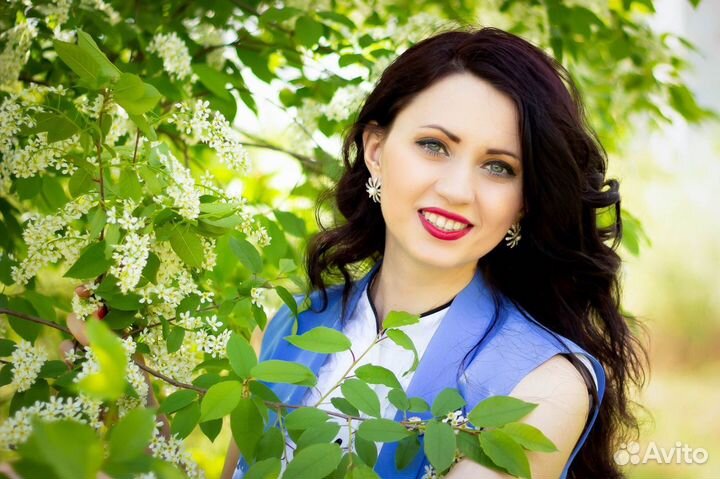 Преподаватель игры на фортепиано,сольфеджио