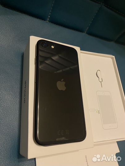iPhone se 2020 64 gb