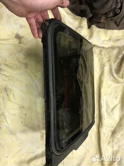 Форточка сдвижной двери grand starex