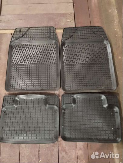 Автомобильные коврики резиновые тайота