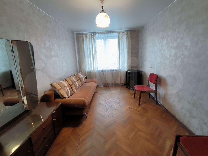 2-к. квартира, 60 м², 4/6 эт.