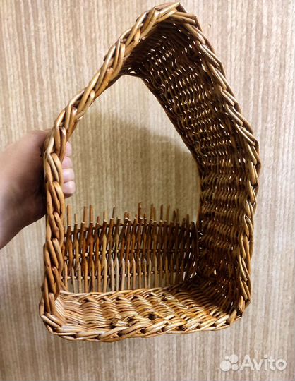 Полка настенная плетёная, редкость