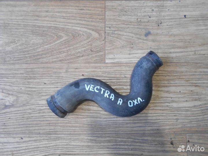 Патрубок радиатора Opel Vectra A 1988-1995
