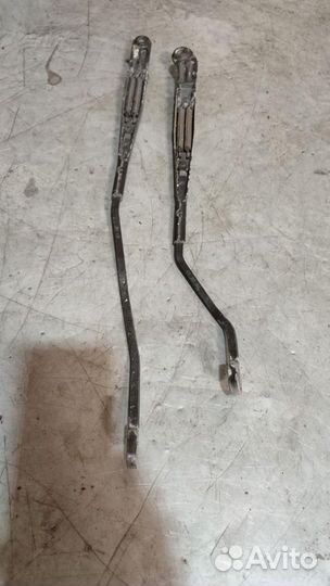 Поводок стеклоочистителя Peugeot 406 рест. 2000