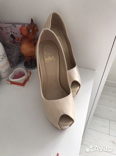 Туфли christian louboutin 37