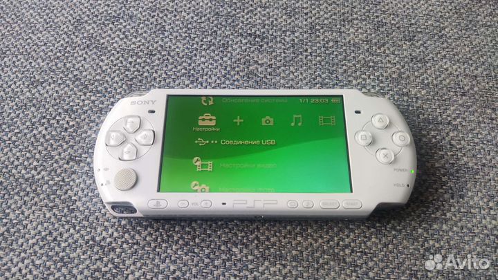 PSP 3005 Purple White, прошитая, много игр