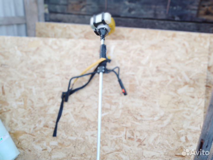 Бензокоса триммер