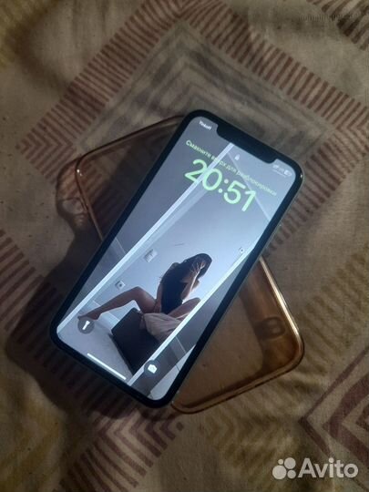 Телефон iPhone