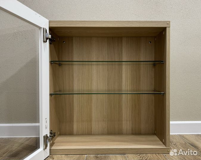 Подвесной шкаф IKEA Besta Glassvik