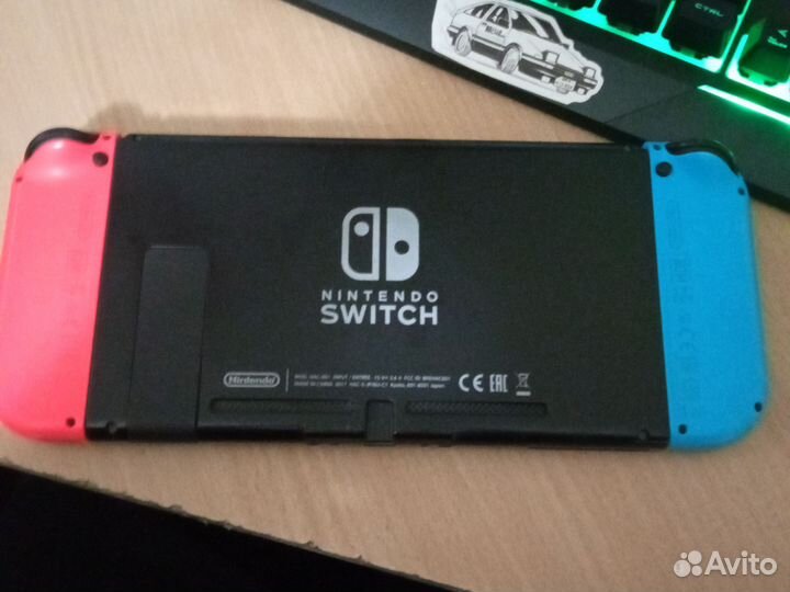 Nintendo Switch+микро диск на 128гб+3 игры+зарядка