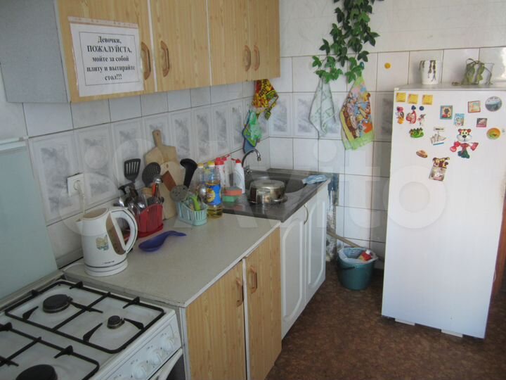 Комната 14 м² в 4-к., 4/9 эт.