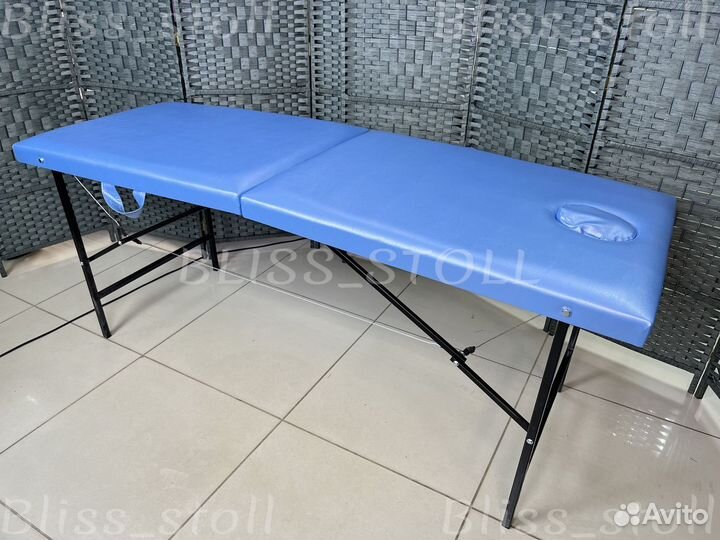 Кушетка с вырезом для лица