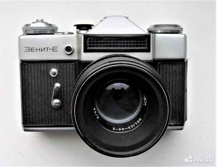 Зенит-Е в коробке, в отличном состоянии