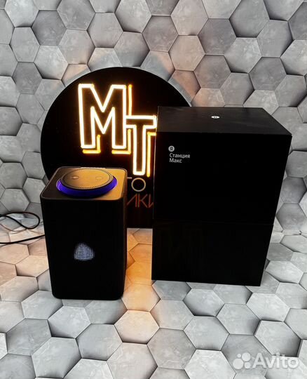 Умная колонка Алиса Макс