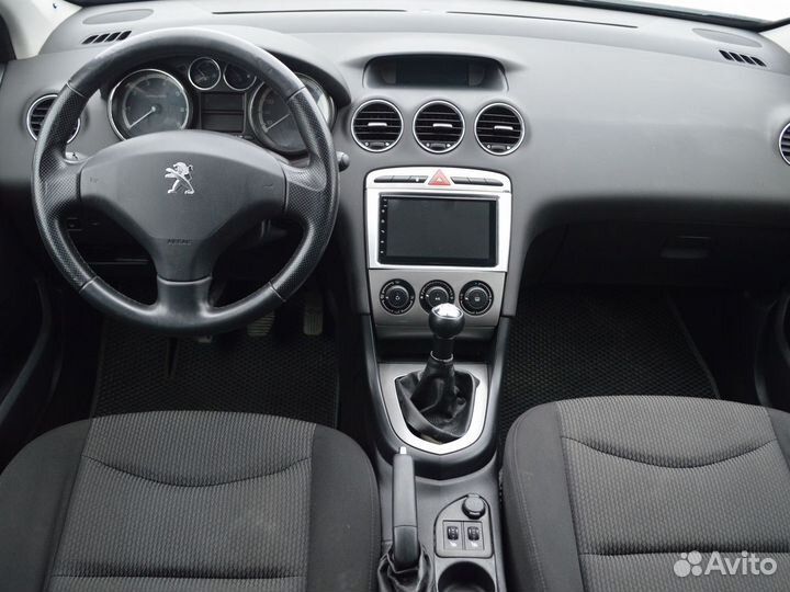 Peugeot 408 1.6 МТ, 2012, 121 891 км