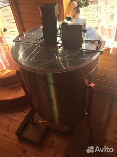 Инвентарь все для пасеки/пчеловодства