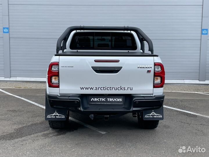 Toyota Hilux 2.8 AT, 2022