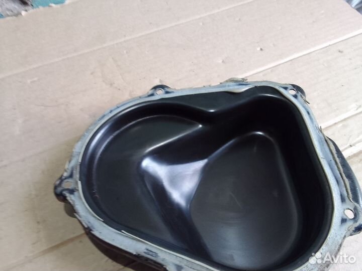 Крышка задняя кпп Ford Focus 2 1.6