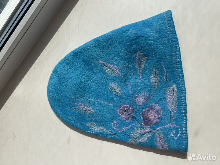 Шапка женская ручная работа валяние