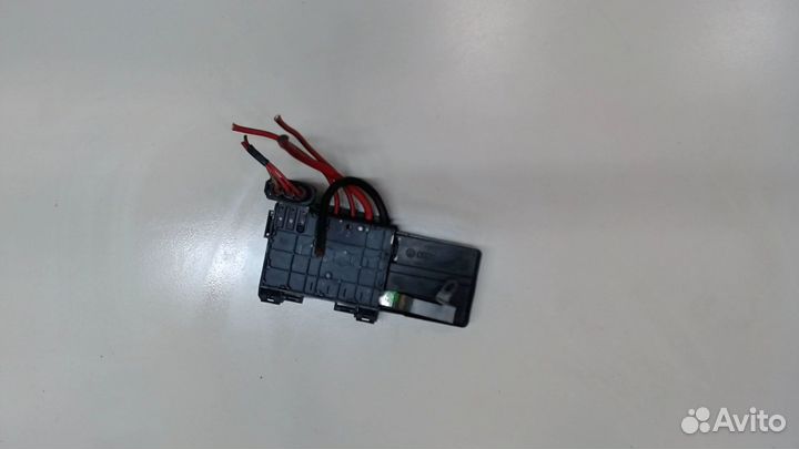 Блок предохранителей Volkswagen Golf 4, 1999