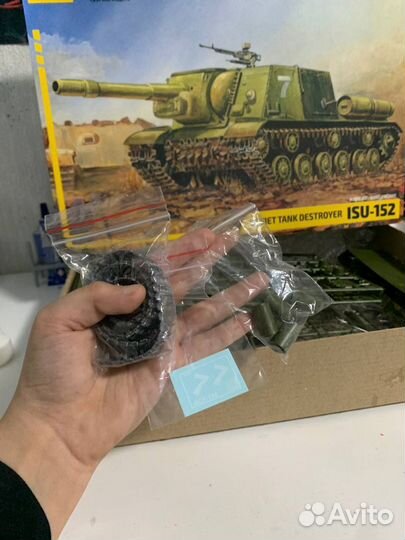 Сборная модель танка ису-152 1:35