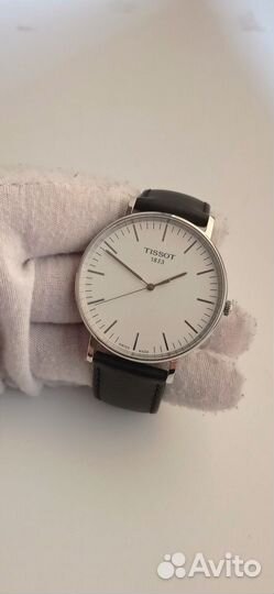 Новые Tissot Everytime крупные