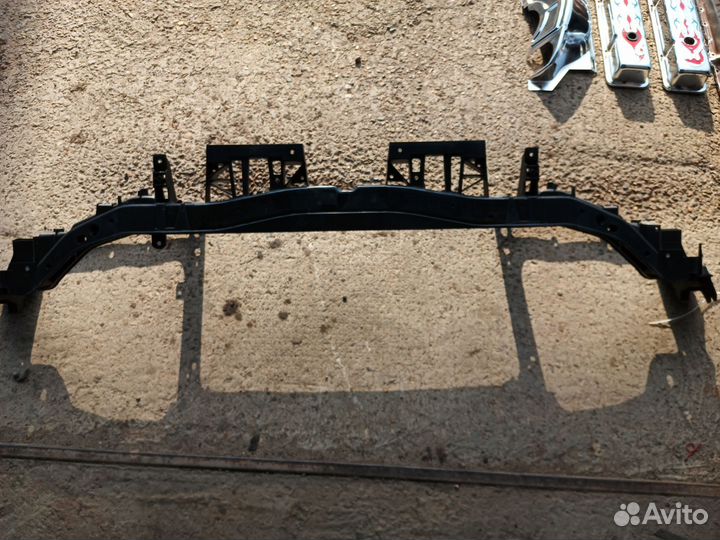 Рамка передняя Dodge Charger 2015 - 2022 г.г