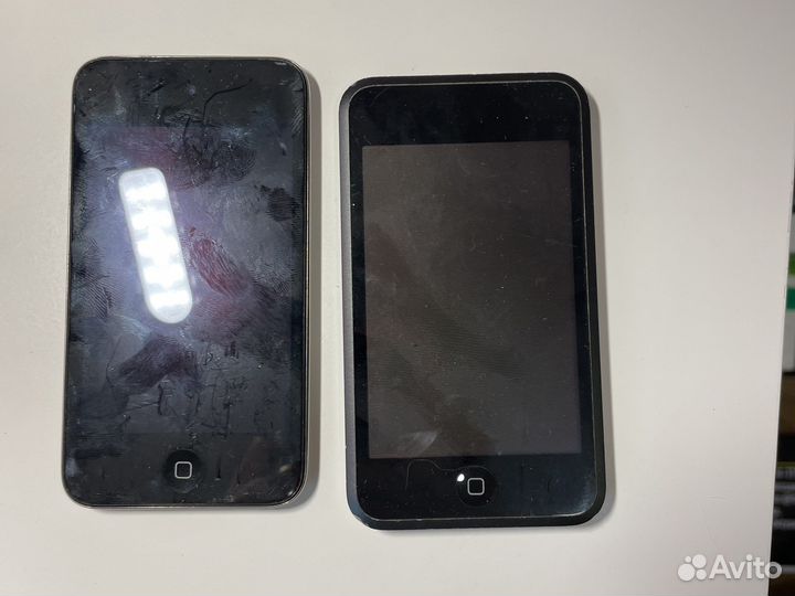 iPod touch A1367 32gb и A1213 8gb