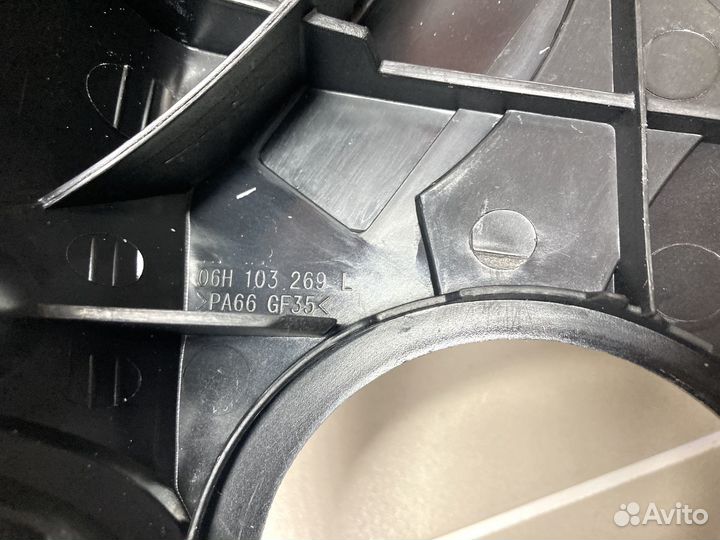 Кожух ремня грм Volkswagen Passat B7 2011-2015