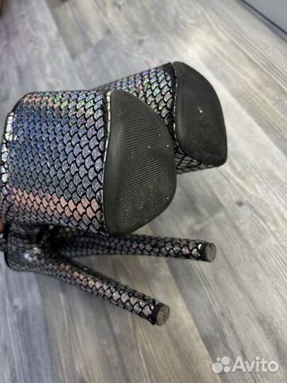 Стрипы туфли четверки leecabe